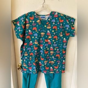 MHD Scrubs Teal Scrub Set featuring Puppies in Shopping Bags
